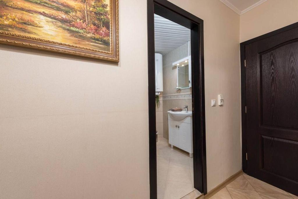 Vazov Residence , Two Bedroom Top Centre Apartment Варна Экстерьер фото
